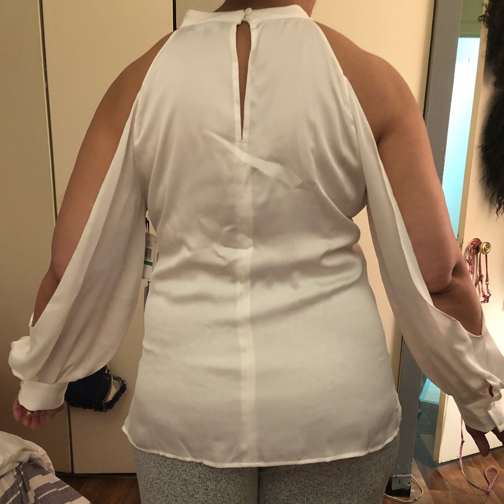 Blouse - Picture 3 of 5